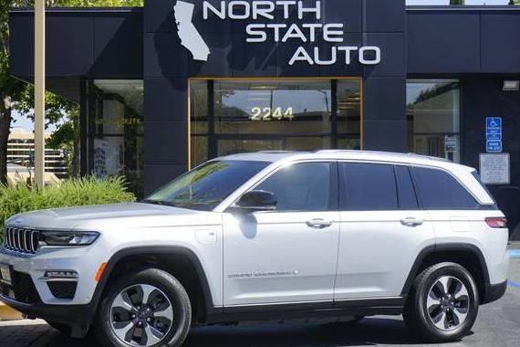 JEEP GRAND CHEROKEE 2023 1C4RJYB63PC611346 image